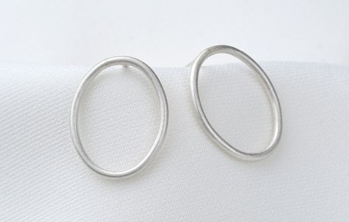 Wiry Earring No.1 (925 Silber, kreismattiert)